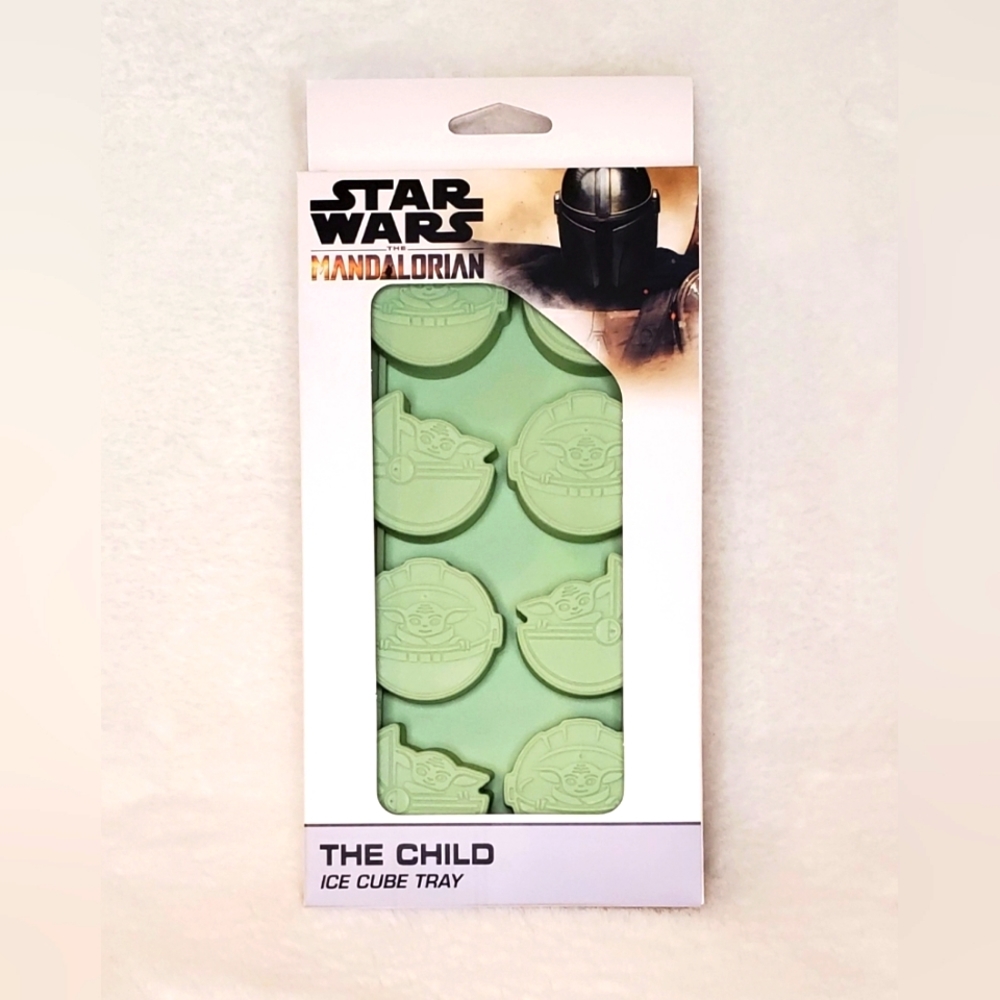 Star Wars The Mandalorian Baby Yoda Ice Cube Tray